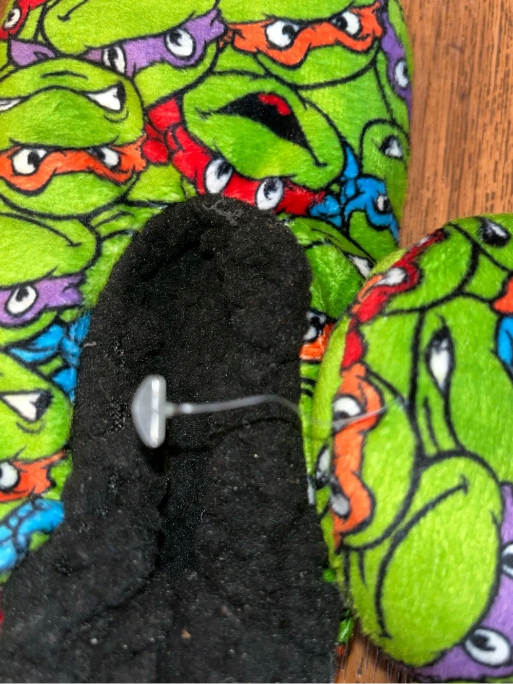 Ninja Turtles Cartoon Nickelodeon Official  Crewneck Sweatshirt & Slippers NWT